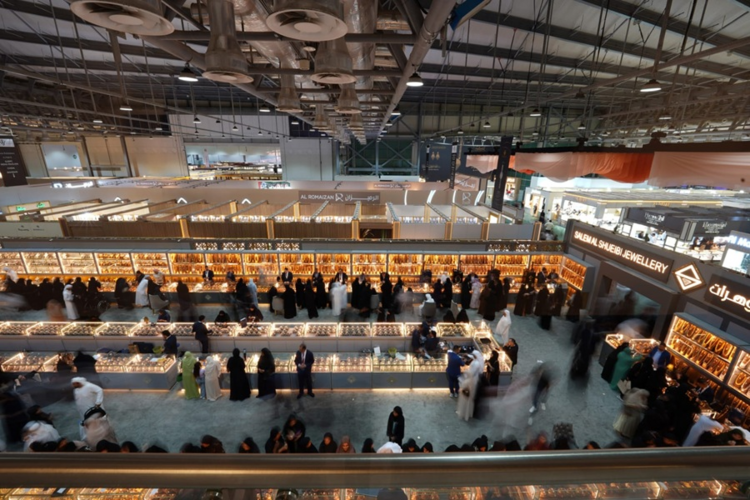  57th Watch and Jewellery Middle East Show concludes with over 96,000 visitors, 400 exhibitors from 19 countries 