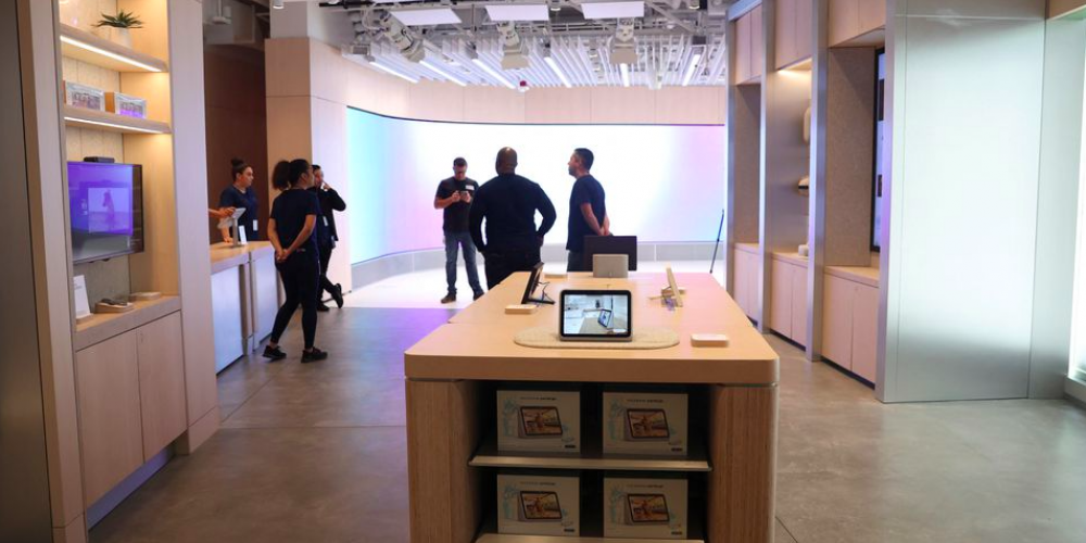 Facebook-owner Meta gives preview of its first store, enterprise tools