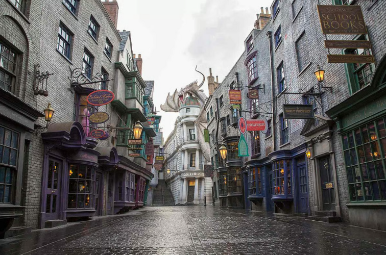 Abu Dhabi is getting the first 'Harry Potter' land in the world: With Hogwarts Castle and Diagon Alley