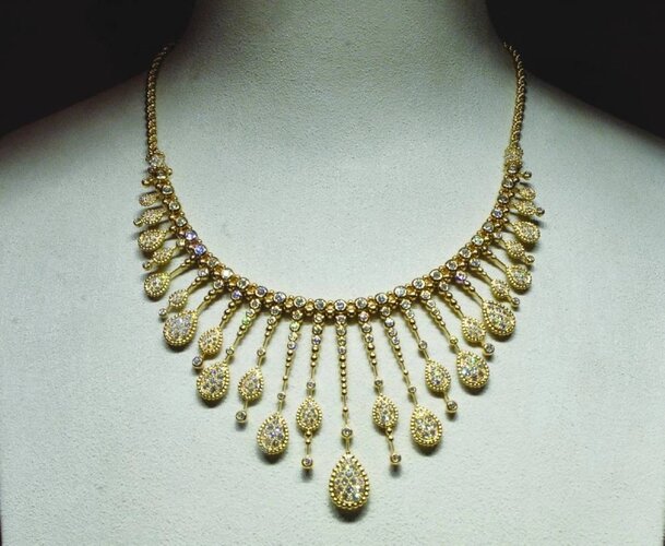 Boucheron showcases elegant jewellery collections at DJWE