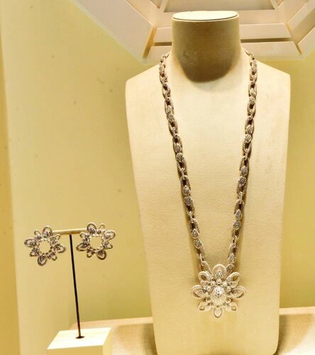 Boucheron showcases elegant jewellery collections at DJWE