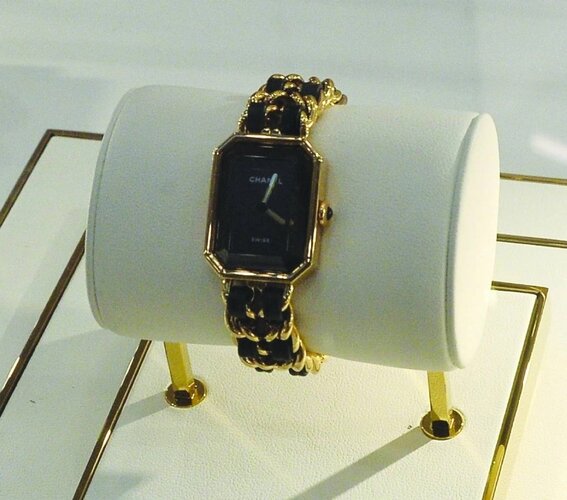 CHANEL highlights some of its luxury collections at DJWE 2026
