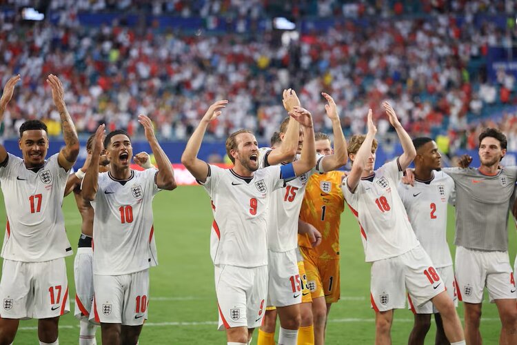 Bellingham double fires England past Norway into World Cup semis